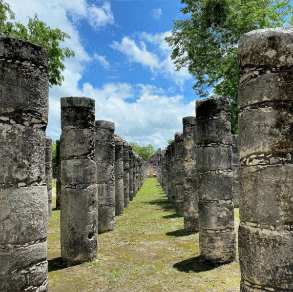 Chichen Itza - Valladolid - Cenote DeLuxe Cancun Tour - Imagen 8