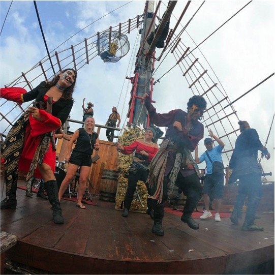 Jolly Roger Pirate Boat Deluxe - Lobster & Steak Kids - Imagen 7